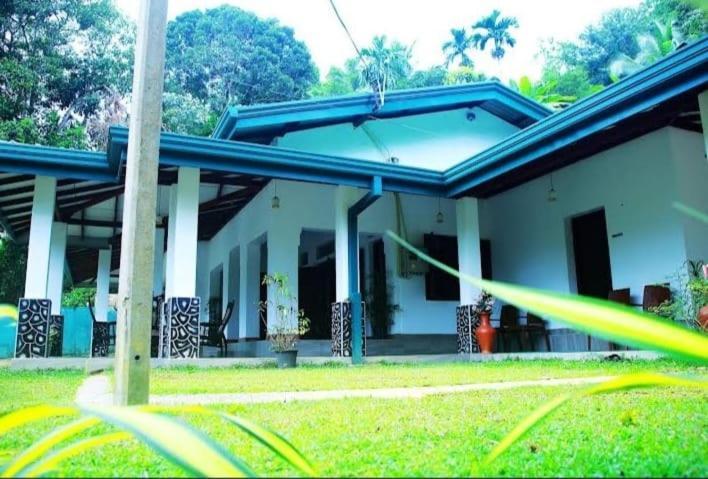 Salmanel Resort Ratnapura Ngoại thất bức ảnh