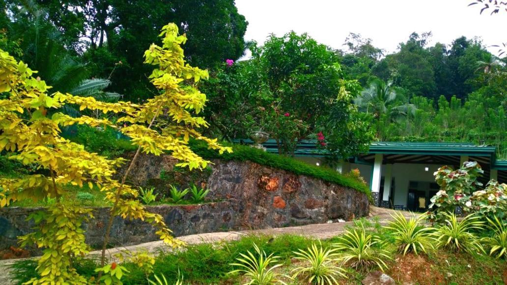 Salmanel Resort Ratnapura Ngoại thất bức ảnh
