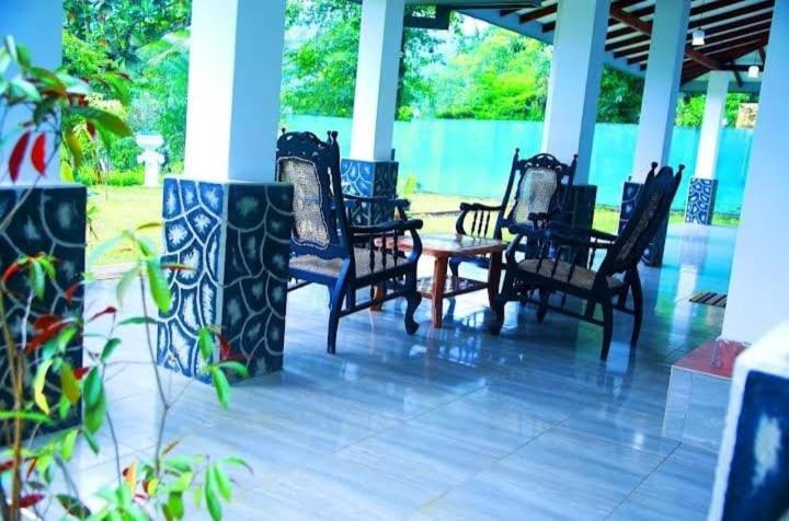 Salmanel Resort Ratnapura Ngoại thất bức ảnh